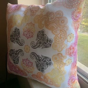 Decorative Pillow 20x20